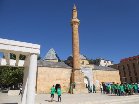 Ahi Evran Camii ve Türbesi